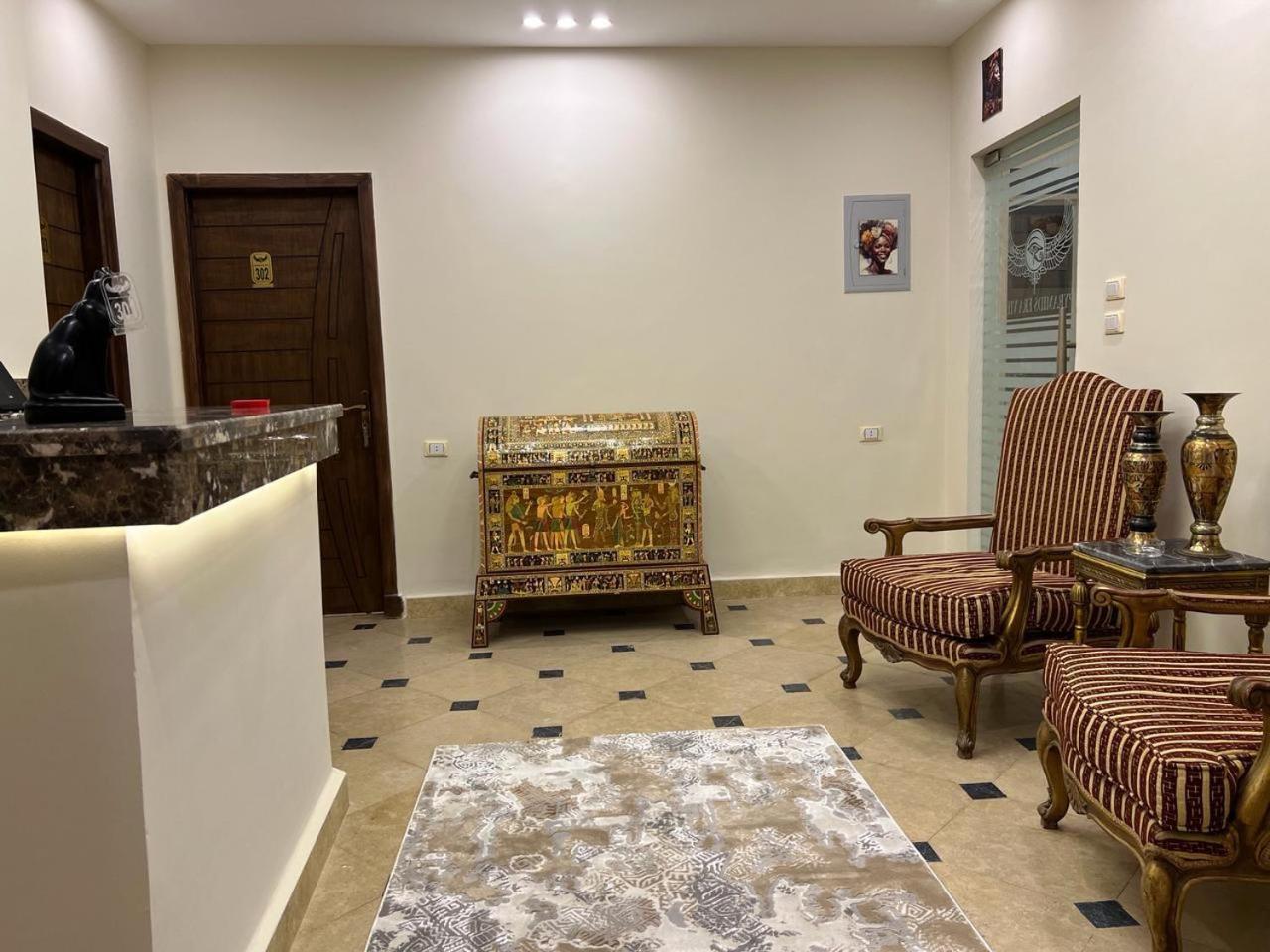 Pyramids Era View Hotel Kafrat al Jabal Exterior photo