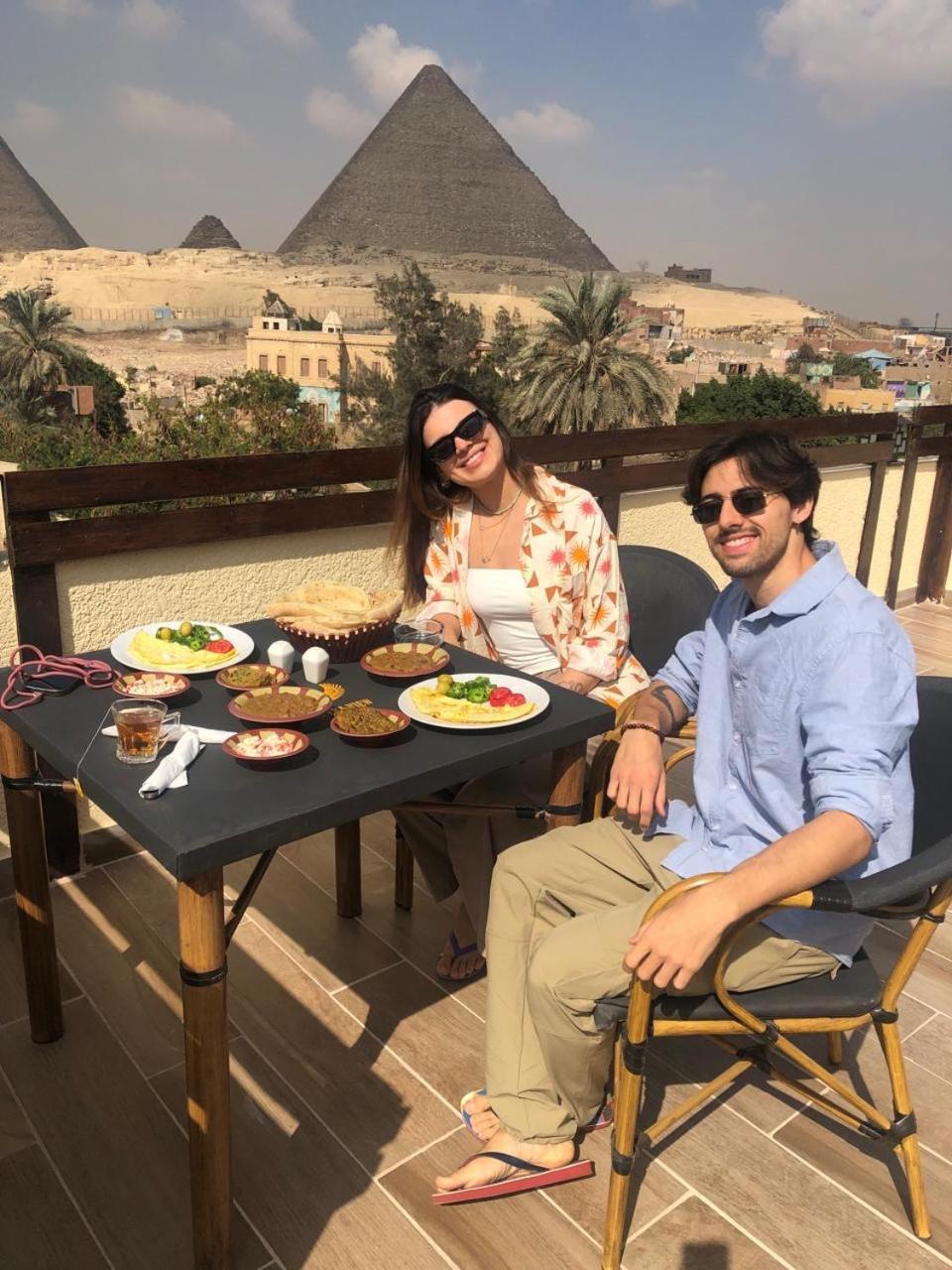 Pyramids Era View Hotel Kafrat al Jabal Exterior photo