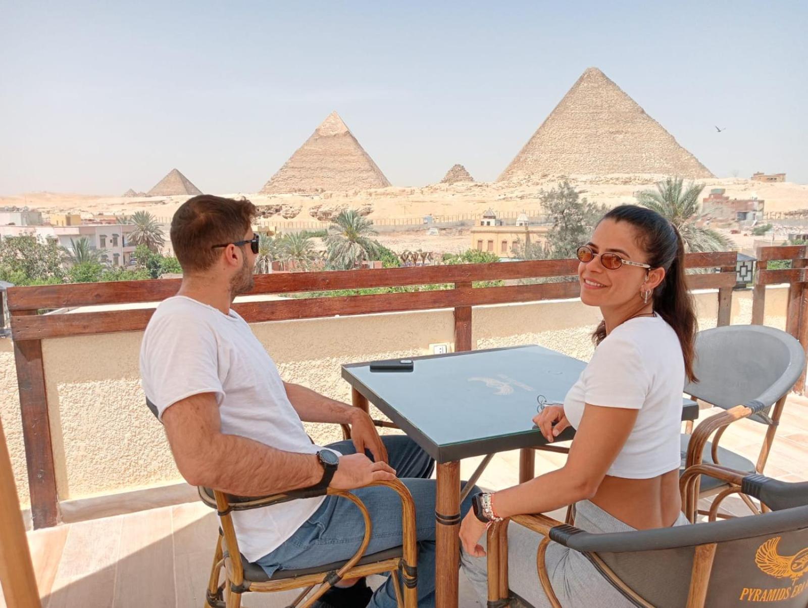 Pyramids Era View Hotel Kafrat al Jabal Exterior photo