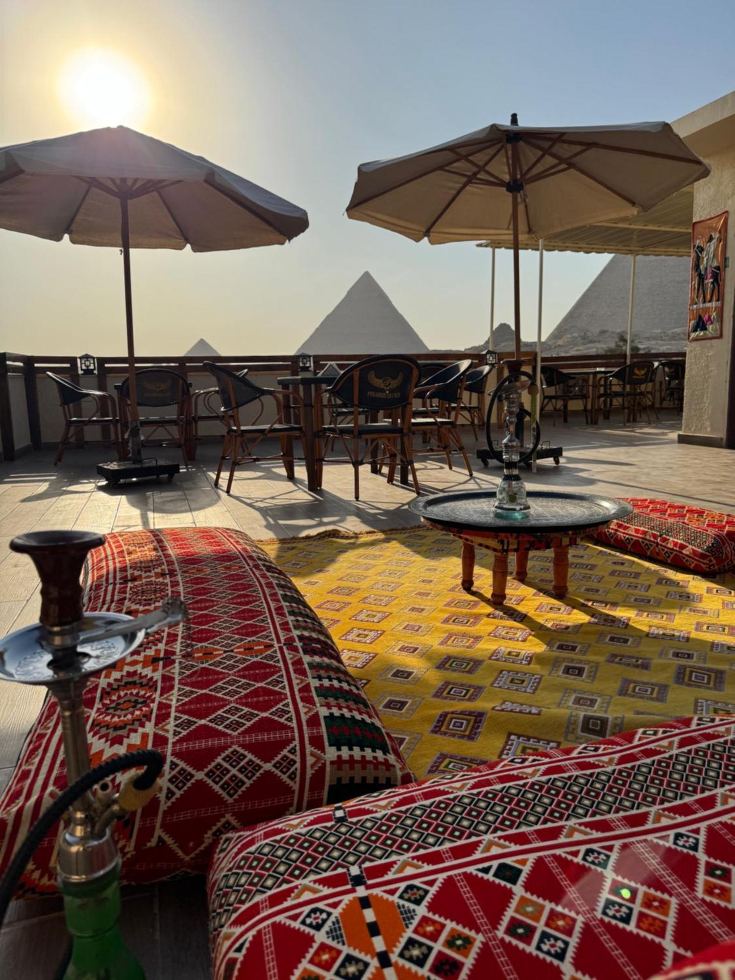 Pyramids Era View Hotel Kafrat al Jabal Exterior photo