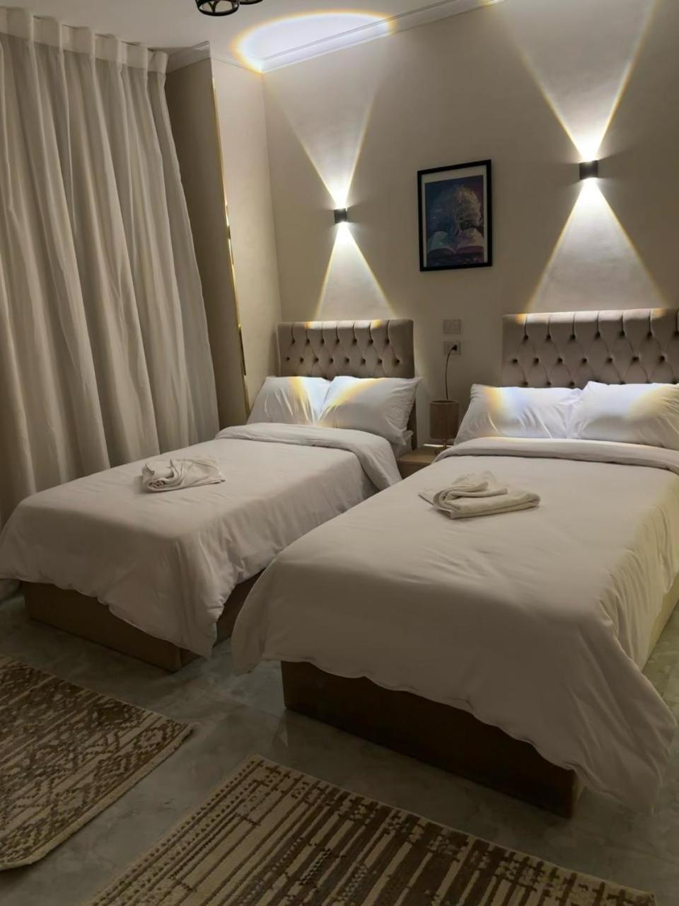 Pyramids Era View Hotel Kafrat al Jabal Exterior photo